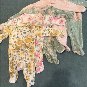 NEWBORN GIRL BUNDLE of 5 Onesies